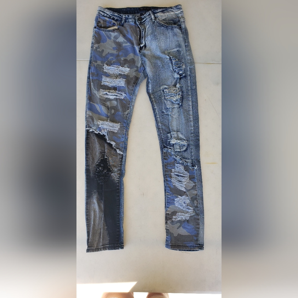 Waimea Distressed Skinny Jeans